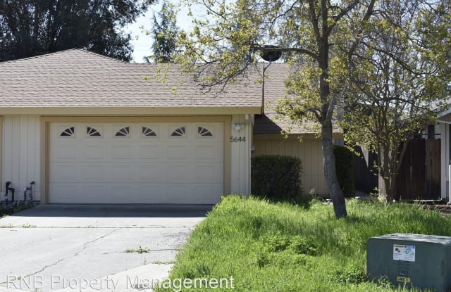 5644 Mapleridge Court - 5644 Mapleridge Court, Rocklin, CA 95677