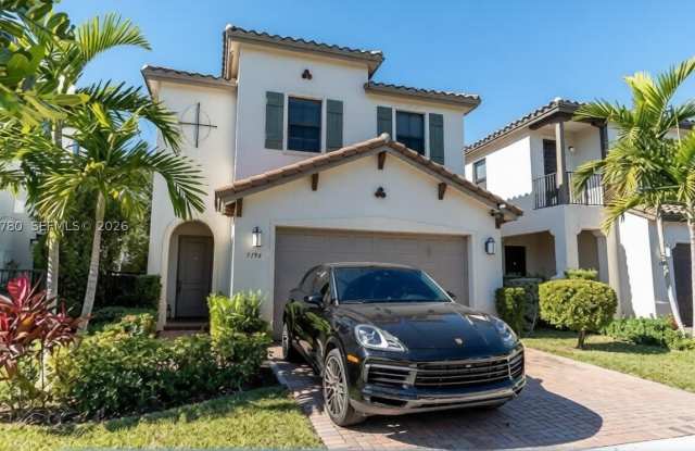 9794 W 34th Ct Gallery 2