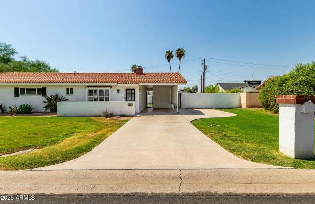 6925 E RANCHO VISTA Drive photos photos