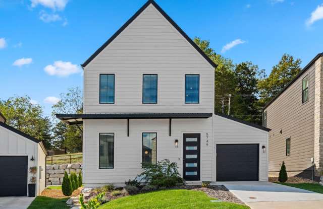 5749 S Trailside Circle Gallery 2