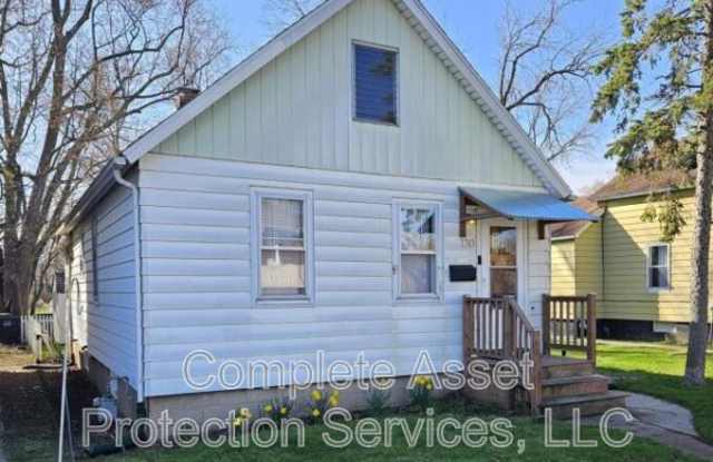 130 Phillips Ave photos photos
