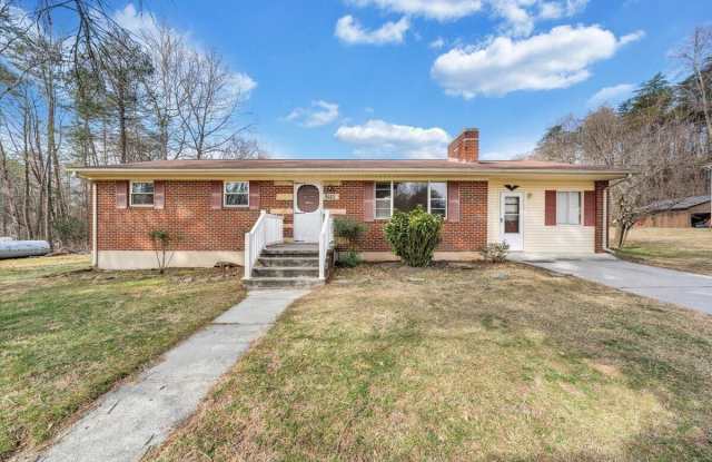 3713 Azalea RD - 3713 Azalea Road, Roanoke County, VA 24014 3713 Azalea RD - 3713 Azalea Road, Roanoke County, VA 24014