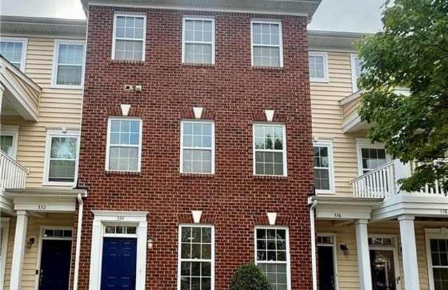 334 Fountain Way Gallery 1