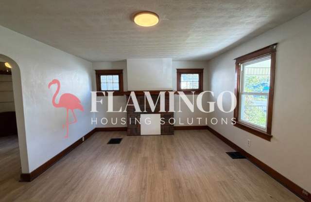 Charming 3-Bedroom Home with Central Air & Washer/Dryer Hookups Gallery 3