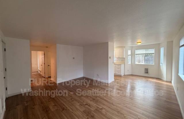 1706 E 56th St photos photos