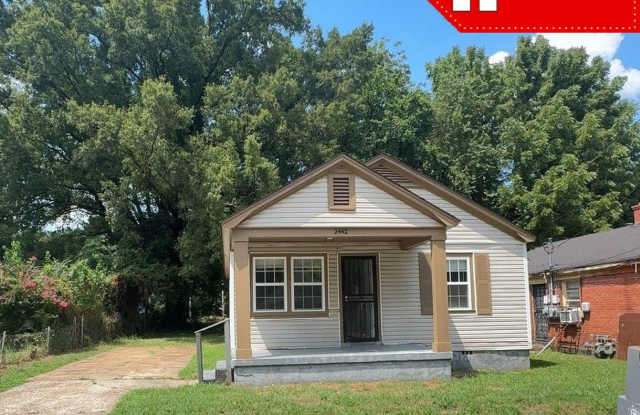 Charming 2 Bed / 1 Bath Home in East Memphis - Open To Section 8 photos photos