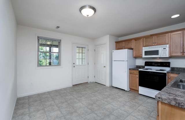 172 Hampden Drive Gallery 2