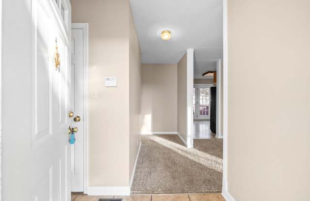 *** SUPER NICE RANCH HOME *** Gallery 4