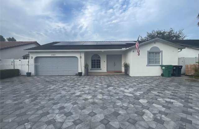 15303 SW 178th St - 15303 Southwest 178th Street, Richmond West, FL 33187