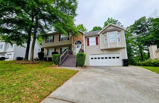 Spacious 4BD/3BA Home in Temple, GA – 2,100 Sq Ft on a Third-Acre Lot photos photos