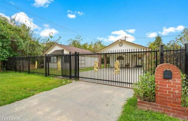 2106 Silverdale St. - 2106 Silverdale Street, Houston, TX 77029