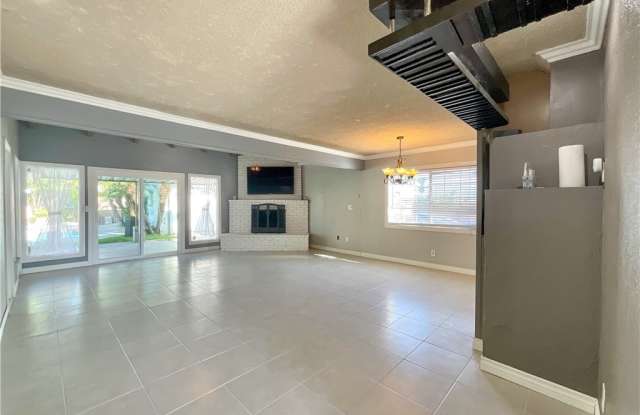 9533 Lundahl Drive Gallery 2