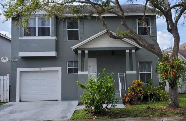 340 NW 102nd Ter - 340 Northwest 102nd Terrace, Pembroke Pines, FL 33026