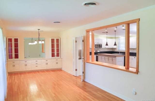 3892 Johnstown Drive Gallery 4