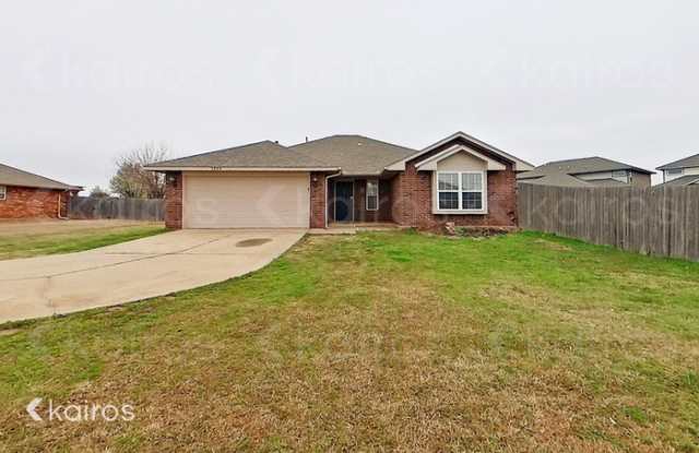 3999 Applegate Drive - 3999 Applegate Drive, Moore, OK 73160
