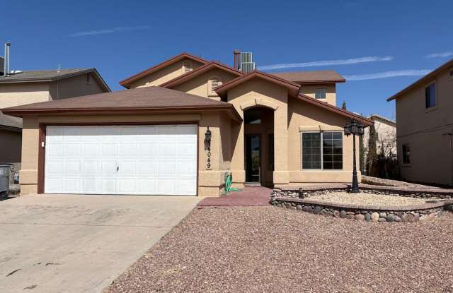 Home for rent in the Eastside of El Paso in "The Tierras" photos photos