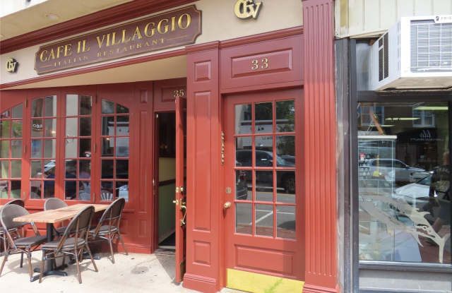 33 Deer Park Avenue unit: 27 C - 33 Deer Park Avenue, Babylon, NY 11702