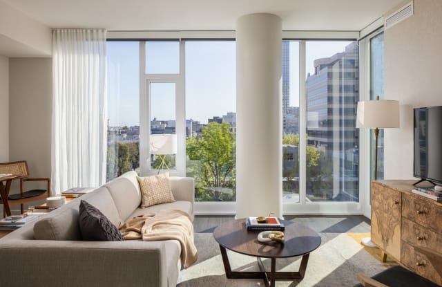 1717 Webster - S4 Studio