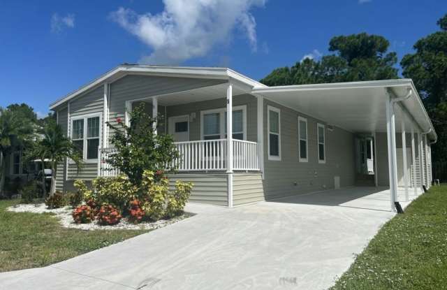 8775 20th Street #5 photos photos
