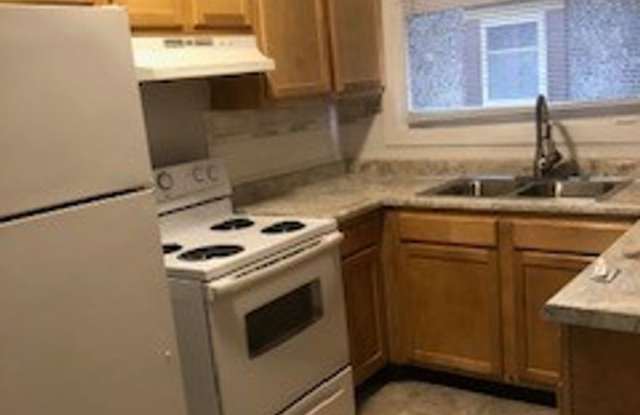 Three Bedroom Apartments Located Near 38th St and Meridian photos photos Three Bedroom Apartments Located Near 38th St and Meridian photos photos