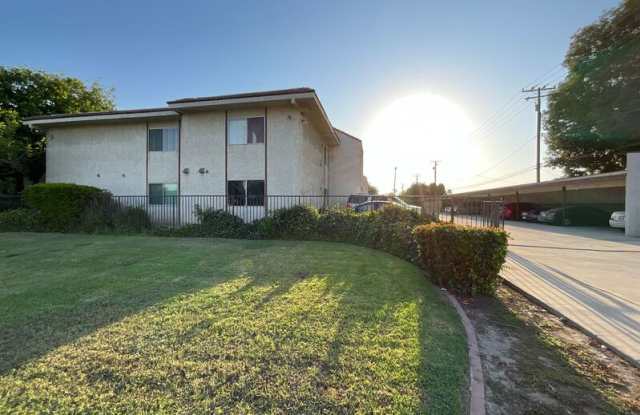 215 N Barranca Ave photos photos