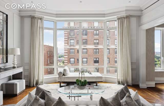 20 East End Avenue photos photos
