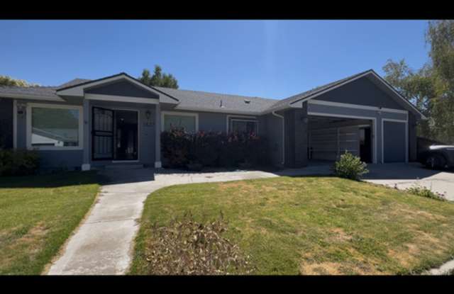 1827 Belmont St Carson City- House for Rent photos photos