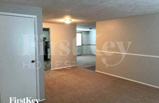 5901 Pemberly Drive Gallery 4