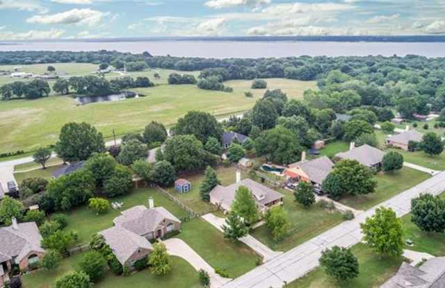 214 Harrison Court Gallery 3