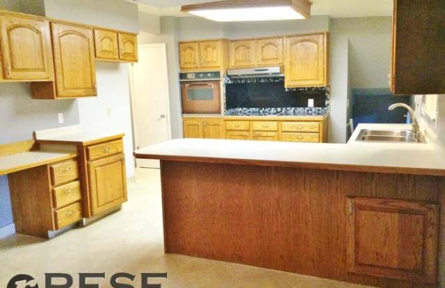 5626 Nations Way East Gallery 3