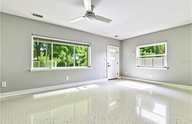811 26TH AVENUE N Gallery 4
