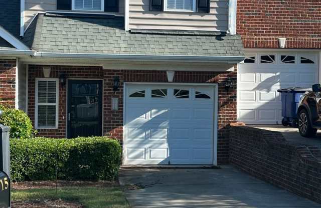 Nice 3 bedroom, 2.5 bath townhouse at Silver Chase photos photos