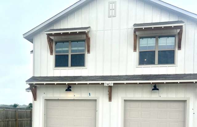 7407 Gramercy Way unit: 102 photos photos