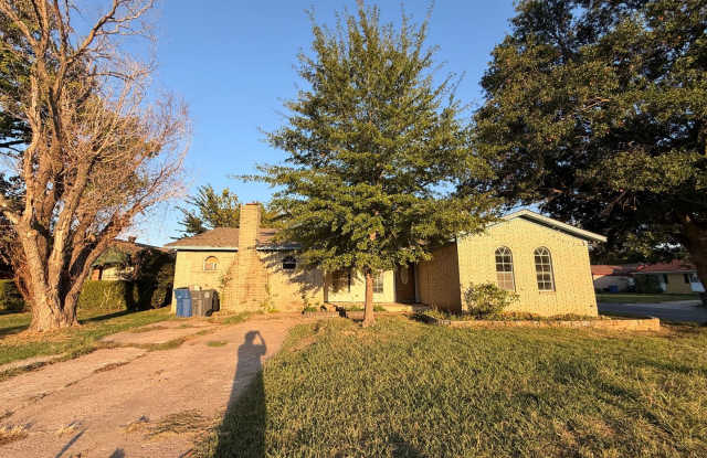 East Tulsa Single Family Home for Rent 3 beds 2 bath Gallery 1