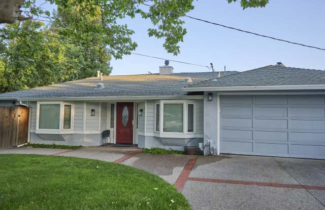 301 Kathleen Drive Gallery 1