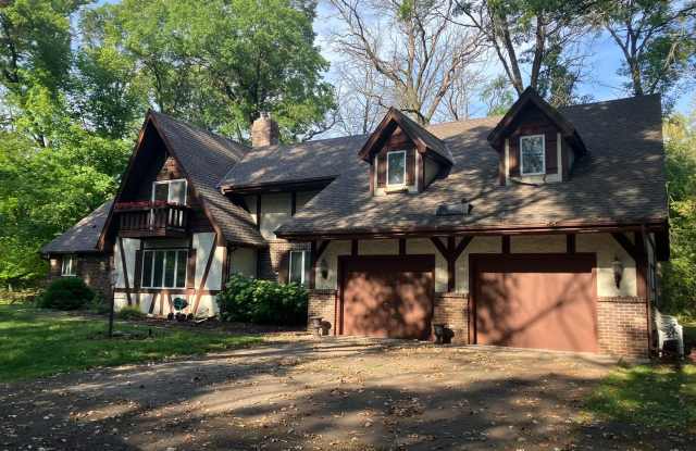 4 Bedroom 2.5 Bath Wooded Lot photos photos