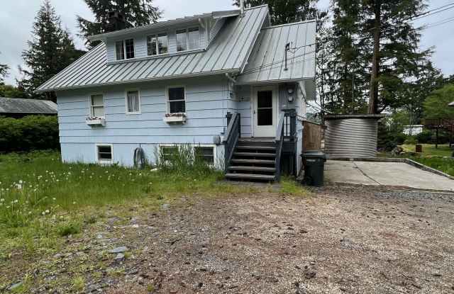8335 North Tongass HighwayLower Unit photos photos