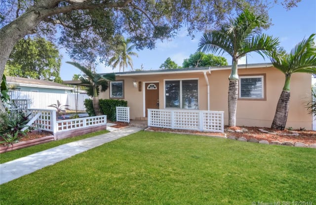 4625 SW 32nd Dr - 4625 Southwest 32nd Drive, West Park, FL 33023