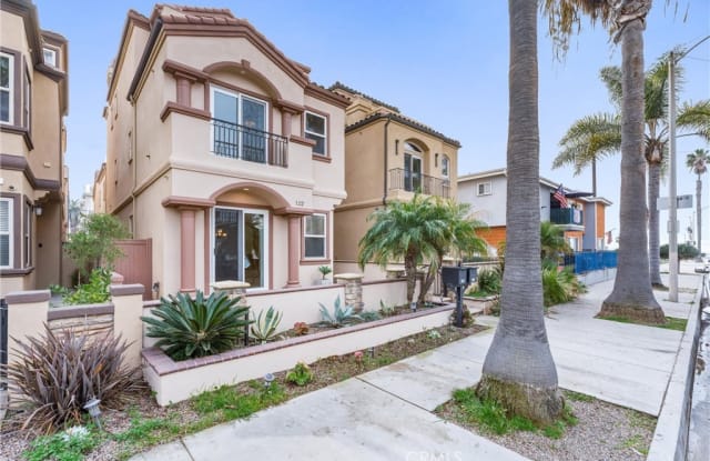 122 9th Street - 122 9th Street, Huntington Beach, CA 92648