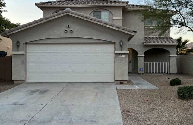 Beautiful Single-family unit with 4 bedrooms photos photos Beautiful Single-family unit with 4 bedrooms photos photos