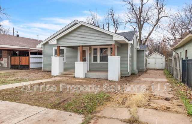 1704 NW 32nd St photos photos