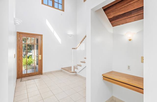 3649 Eileen Way Gallery 2