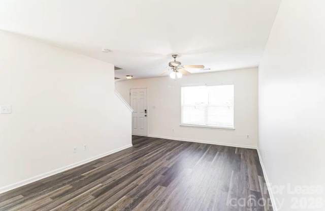 433 Glencroft Drive Gallery 3