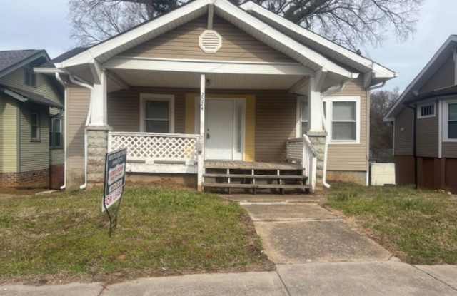 Knoxville 37920 - 3 bedroom 2 bath - call Howard Grower 865-705-0969 photos photos