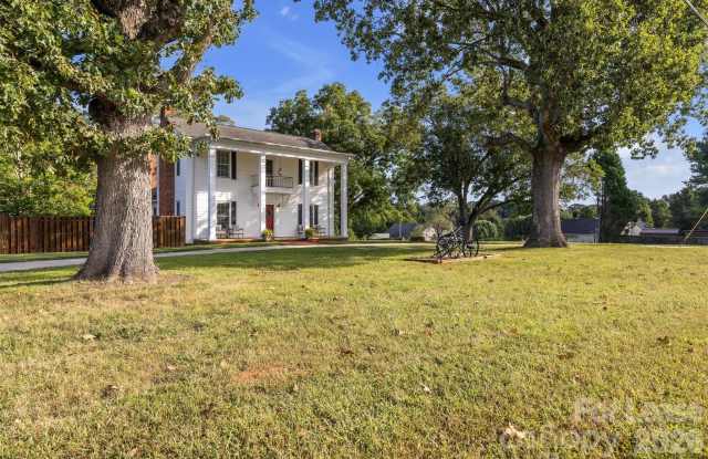 462 Mock Mill Road photos photos