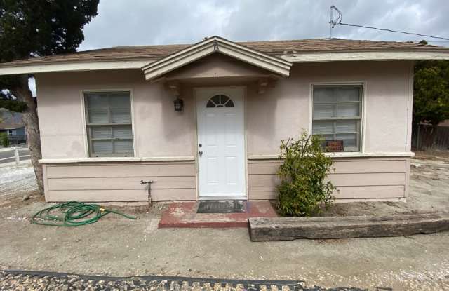 361 N Wateka St - 361 North Wateka Street, San Jacinto, CA 92583