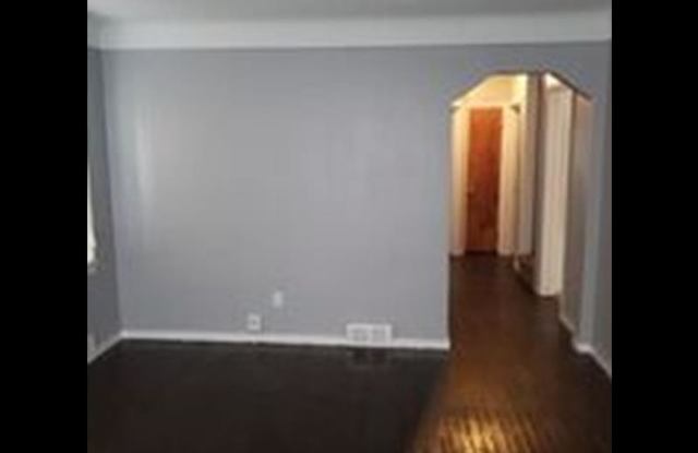 20228 Rosemont Ave Gallery 4