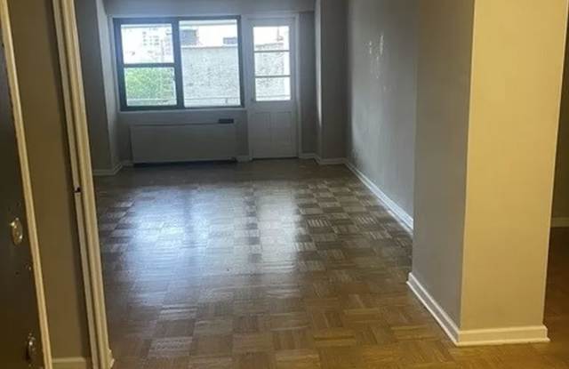 305 East 86th St - 305 East 86th Street, New York City, NY 10028