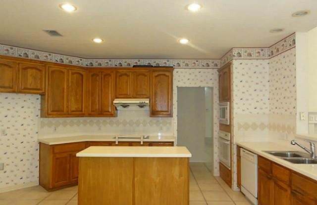4124 Silverthorne Gallery 2