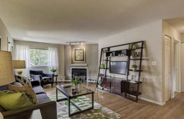948 North St photos photos